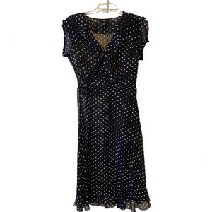 Polka dot navy blue short dress